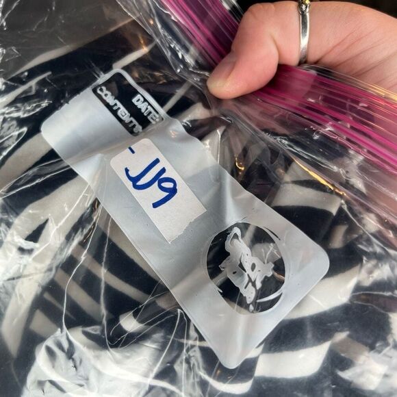 Miracle suit | women one piece black patterned swimsuit - Picture 3 of 11